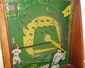 Antique Marvel's Pop-Up Baseball Coin-Op Machine - With Key!