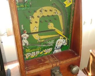 Antique Marvel's Pop-Up Baseball Coin-Op Machine - With Key!
