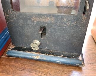 Antique Vest Pocket Basketball Tabletop Coin-Op Machine - With Key!