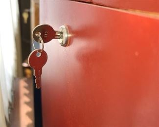 Totalizer Basketball Tabletop Coin-Op Machine Manufactured By Asco Vending Machine Exchange (Newark, NJ) - With Key!