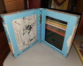 Vintage Venus Paradise Sportfolio Collection NHL Hockey Color By Number