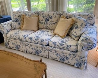 Pretty Sherrill floral sleeper sofa                                          31"h x 36"d x 86" long