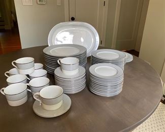 Block Spal "Grey Dawn" china 122 pcs. $300.00 some pieces have slight wear to silver rims. 