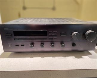Yamaha RX-570 Stereo receiver $75
