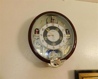 Seiko clock, plays Beatles songs