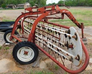 Weston model 3900 hay rake