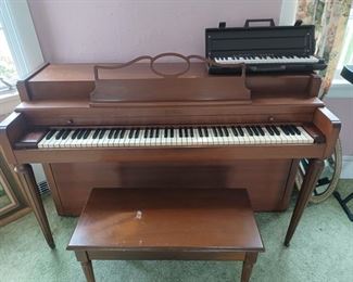 piano and bench