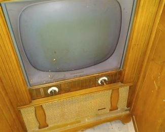 old retro tv