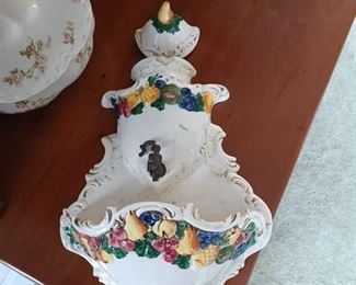 Ceramic fountain 