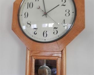 Nice Regulator style wall clock....of course it works!