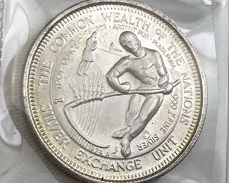  1oz Troy Silver Commonwealth Round .999