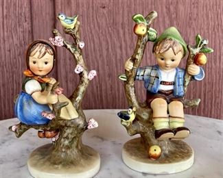 (2) Hummel Girl And Boy Sitting In Apple Tree V Mark Goebel Germany Figurines