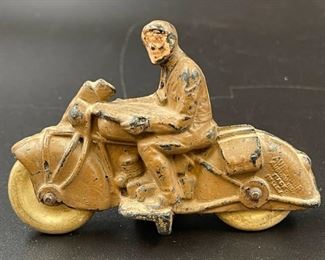 Hard Rubber Auburn Rubber Military Scout Vehicle 1940s with Some Wear, Intact with Original Paint