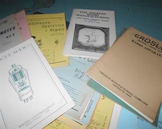 Numerous books, booklets and diagrams of radios