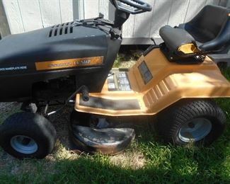 Riding mower FOR PARTS