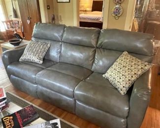 Electric Dual Recliner Couch
