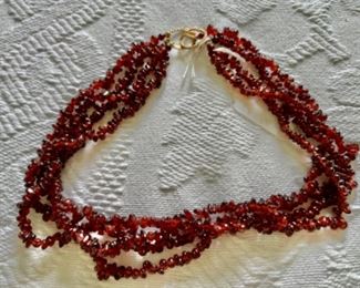 Cherry amber necklace 