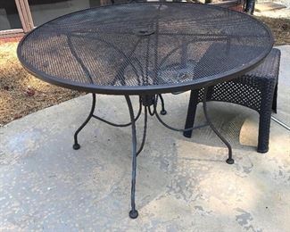 4' wrought Iron Table