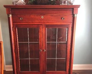 LEXINGTON - gorgeous china cabinet with beveled, leaded glass panes.  