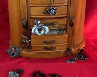Jewelry Box With Necklace Trinkets