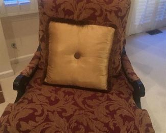 Over-Size Chair w/Decor Pillow
