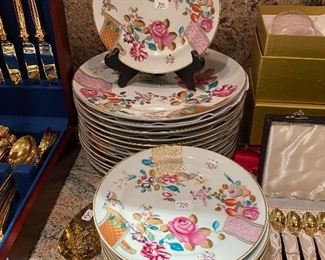 Mottahedeh "Lowestoff Rose" dishes