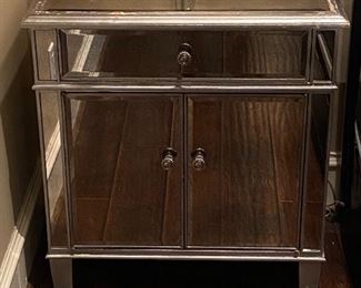 Mirrored nightstand table