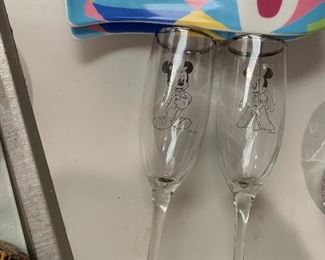 Minnie Mouse Champagne Flutes 