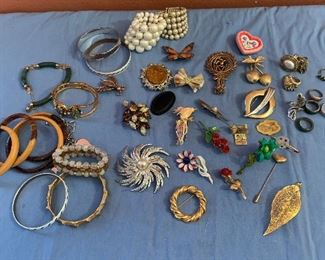 Vintage Pins Rings Bracelets