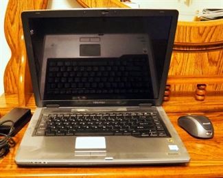 Toshiba Satellite Laptop With Cordless Microsoft Mouse And Tote Laptop Bag