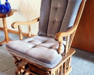 Spindle Back Gliding Rocker With Upholstered Seat Cushions, 42" x 20" x 27"