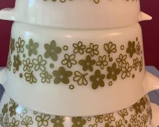 Vintage Pyrex Nesting Bowls with Avocado Green Flowers