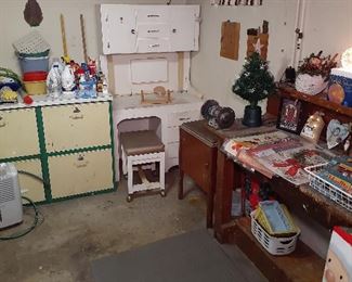 vintage Christmas, lockers, dehumidifier, bench grinder