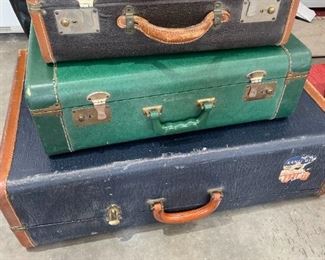 ...111Mixed Vintage Luggage