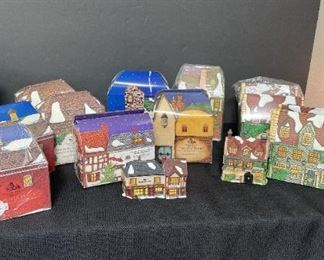 Dept 56 Dickens Classic Ornament Houses