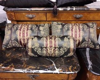 CROSCILL Set of Three Throw Pillows Plus Pair Of Matching Pillow Shams - Excellent Condition!