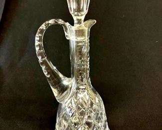 Stunning & Tall Cut Crystal Liquor Decanter With Handle & Stopper - Excellent Condtion!