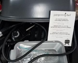 NIB Pampered Chef grill