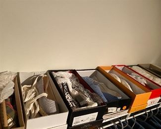 Nice collection of women's shoes - size 7-7 1/2