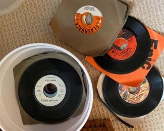 Selection of 45s.