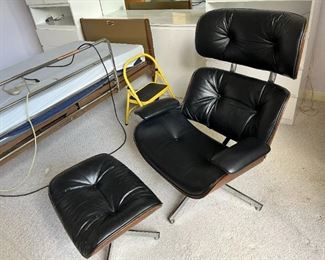 1970's Canadian Made Eames Style Lounge Chair and Ottoman, by Northfield Metal