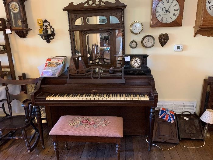 Baldwin Arcosonic piano