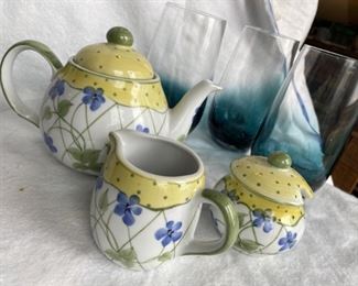 Pretty little tea set with bonus glasses 