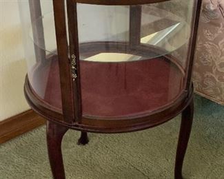 Round Curio Display Cabinet/Table