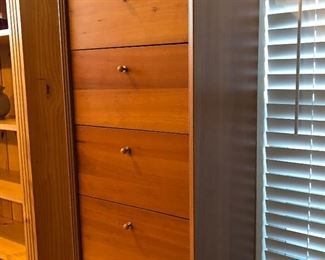 Tall Multi Drawer Chest Modern/excellent 
