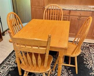 Sturdy Oak Kitchen Table with 4 Chairs