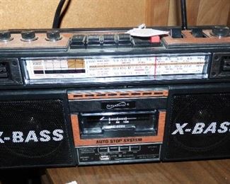 X-Bass Radio/Cassette player