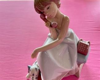 Lladro Little Girl with her dog on phone $100