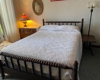 Vintage Bobbin Spindle Bed $400