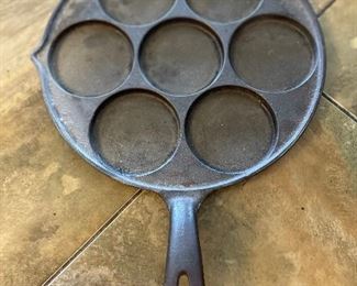 Griswold Pancake Bisquit Pan #34 $50